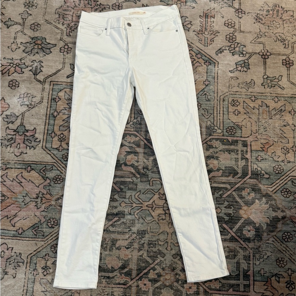 Women's White Levi Strauss Jeans